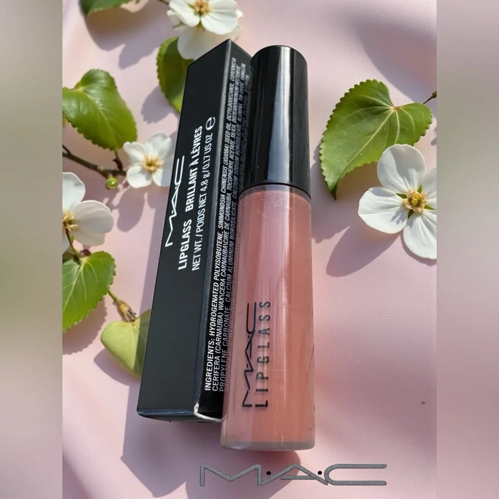 MAC SPICE LIPGLASS. NEW IN BOX.